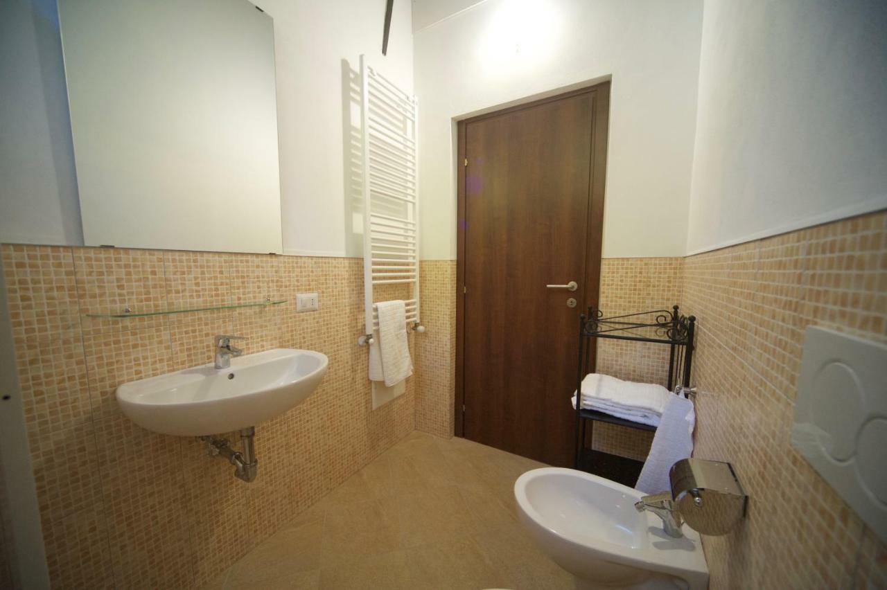 Al Vecchio Convento Mare E Monti Bed & Breakfast Ortonovo Luaran gambar